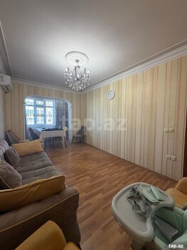 3-otaqlı mənzil, 9 Mkr., 80 m²