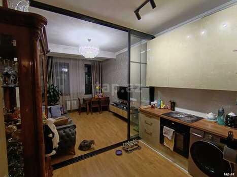 2-otaqlı yeni tikili, Hüseynqulu Sarabski küç., 65 m²