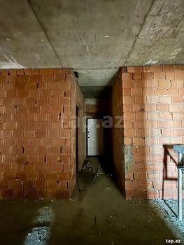 2-otaqlı yeni tikili, Moskva pr., 80 m²