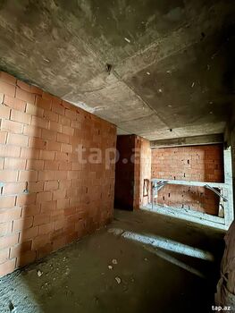 2-otaqlı yeni tikili, Moskva pr., 80 m²