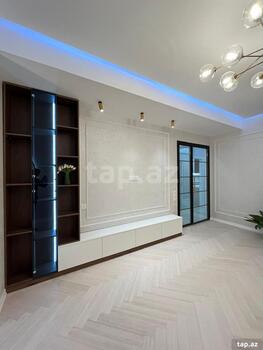 4-otaqlı yeni tikili, Sənan Kərimov küç., 130 m²