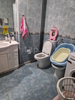 3-otaqlı mənzil, Elmlər Akademyasi m., 134 m²