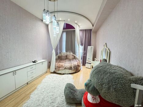 3-otaqlı yeni tikili, Qulu Quliyev küç., 118 m²