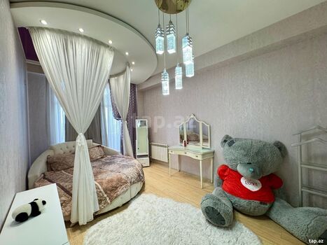 3-otaqlı yeni tikili, Qulu Quliyev küç., 118 m²