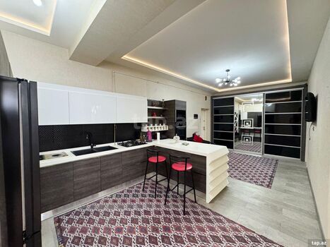 3-otaqlı yeni tikili, Qulu Quliyev küç., 118 m²