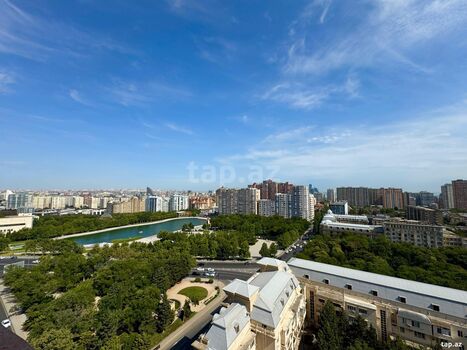 3-otaqlı yeni tikili, Qulu Quliyev küç., 118 m²