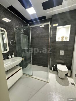 3-otaqlı yeni tikili kirayə verilir, Əbdülvahab Salamzadə küç., 130 m²