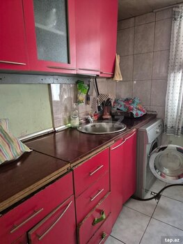 Həyət evi kirayə verilir, Sahil metrosu