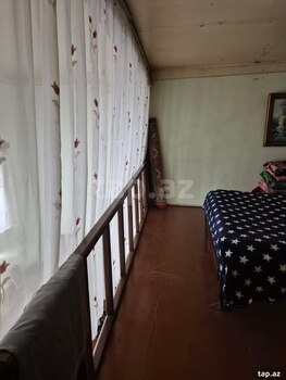 Həyət evi kirayə verilir, Sahil metrosu