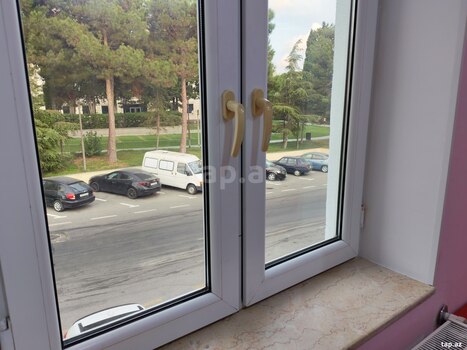 Həyət evi kirayə verilir, Azadlıq m.