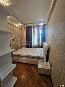 2-otaqlı yeni tikili kirayə verilir, Gülarə Qədirbəyova küç., 70 m²