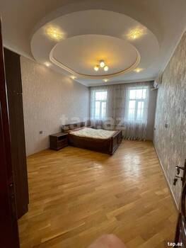 3-otaqlı yeni tikili, Ə.Əhmədov küç., 150 m²
