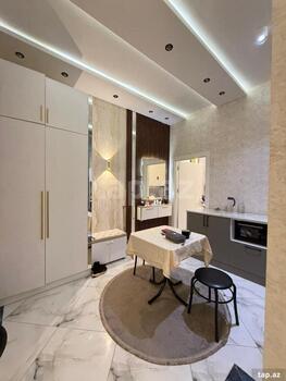 2-otaqlı yeni tikili, Nəsrəddin Tusi küç., 58 m²
