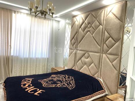 3-otaqlı mənzil, K.Balakişiyev küç., 70 m²
