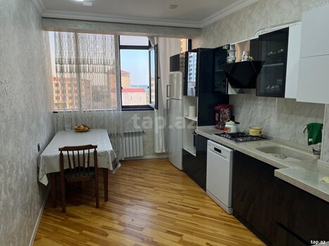 3-otaqlı yeni tikili, Xətai m., 81 m²