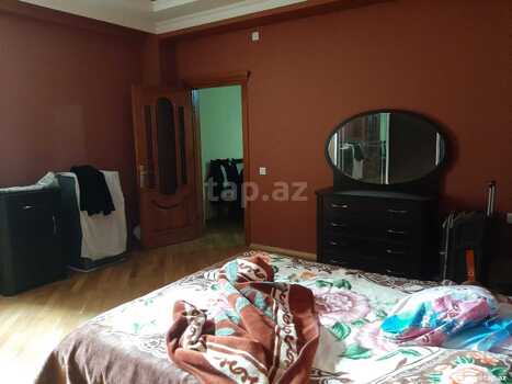 4-otaqlı yeni tikili, Mir Cəlal küç,, 150 m²
