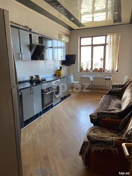 4-otaqlı yeni tikili, H.Cavid pr., 221 m²