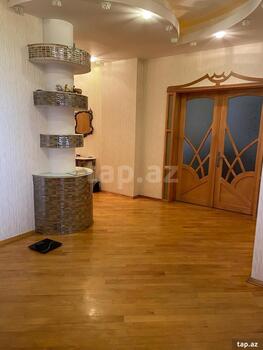 4-otaqlı yeni tikili, H.Cavid pr., 221 m²