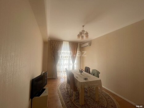 4-otaqlı yeni tikili kirayə verilir, Gəncə ş., 130 m²