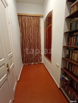 4-otaqlı mənzil kirayə verilir, Nizami m., 80 m²