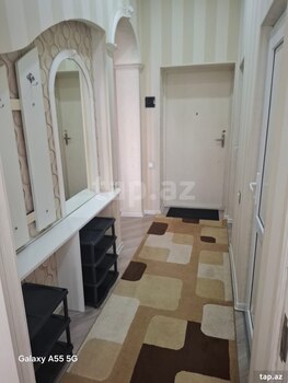 2-otaqlı mənzil kirayə verilir, Gəncə ş., 70 m²