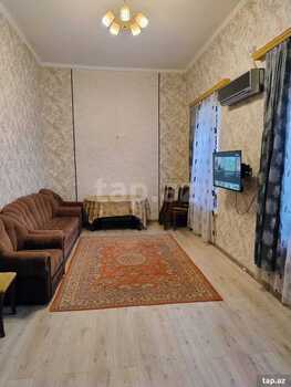 4-otaqlı mənzil kirayə verilir, Nizami m., 80 m²