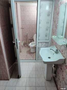 4-otaqlı mənzil kirayə verilir, Nizami m., 80 m²