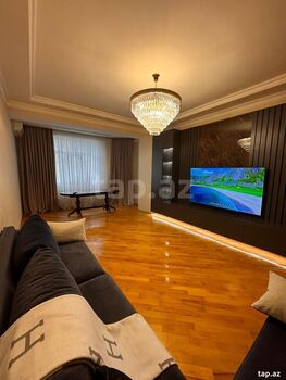 3-otaqlı yeni tikili, Faiq Yusifov küç., 140 m²