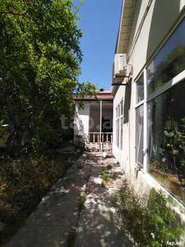 4 sot torpaq sahəsi, H. Cavid pr.