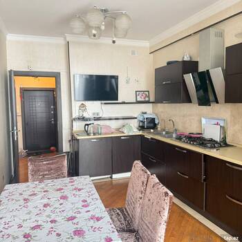 4-otaqlı yeni tikili, R. Behbudov küç., 160 m²