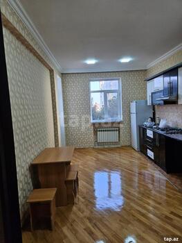 3-otaqlı yeni tikili, 8 Noyabr m., 138 m²