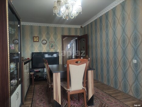 8-otaqlı mənzil, Əhmədli m., 200 m²