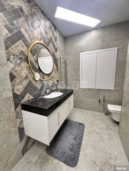 4-otaqlı yeni tikili, H. Salmani küç., 1 210 m²