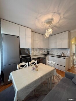 2-otaqlı mənzil, Əhmədli m., 65 m²