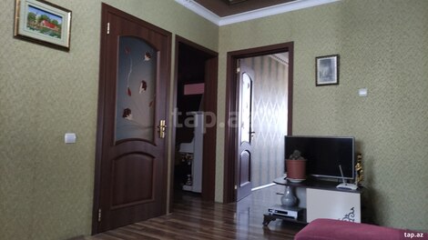 8-otaqlı mənzil, Əhmədli m., 200 m²