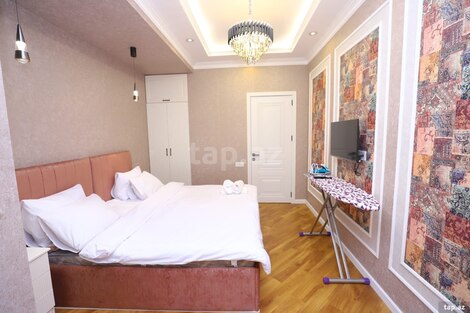 2-otaqlı mənzil kirayə verilir, Sahil m., 100 m²