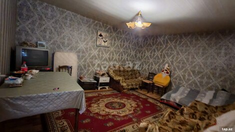 Həyət evi kirayə verilir, 8 Noyabr m.