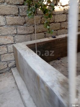 Həyət evi, Binə qəs.