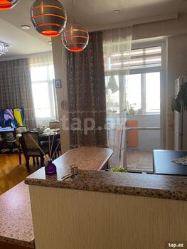 2-otaqlı yeni tikili, İnşaatçılar m., 68 m²