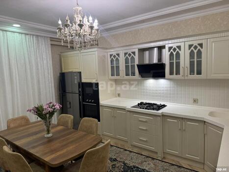 4-otaqlı yeni tikili, Xırdalan ş., 144 m²