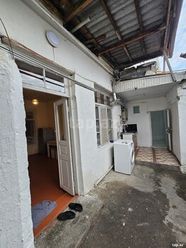 Həyət evi, Binəqədi qəs.