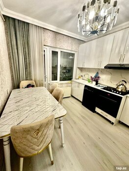 2-otaqlı mənzil kirayə verilir, Bakıxanov qəs., 55 m²