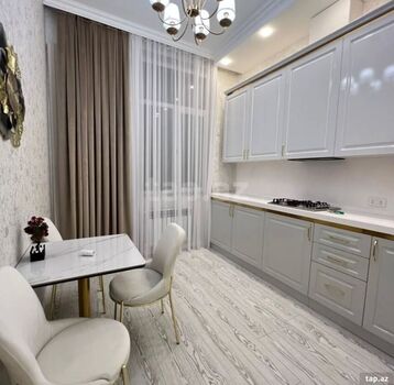 2-otaqlı yeni tikili, Mir Cəlal küç., 72 m²