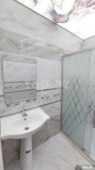 2-otaqlı mənzil, Mir Cəlal küç., 78 m²