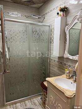 3-otaqlı mənzil, Mir Cəlal küç., 80 m²