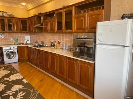 3-otaqlı yeni tikili kirayə verilir, N.Nərimanov m., 135 m²