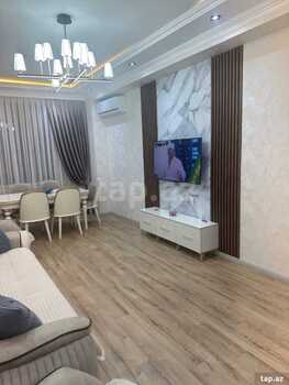 2-otaqlı yeni tikili, İnşaatçılar m., 75 m²