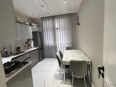 2-otaqlı yeni tikili kirayə verilir, İnşaatçılar m., 80 m²