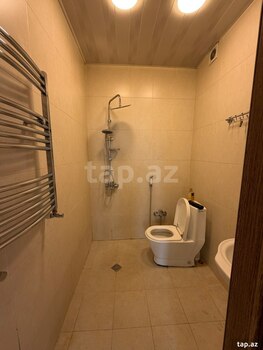 4-otaqlı yeni tikili, İnşaatçılar m., 150 m²