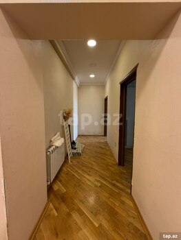 4-otaqlı yeni tikili, İnşaatçılar m., 150 m²